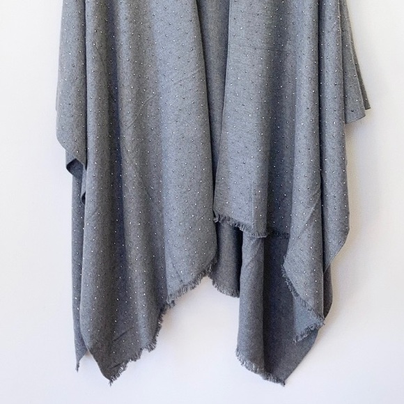 Cashmere Studded Shawl - Picture 3 of 7